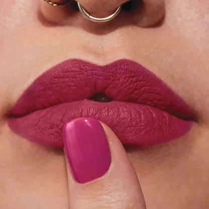 Labial en Barra Mate Power Stay Avon 1.2g