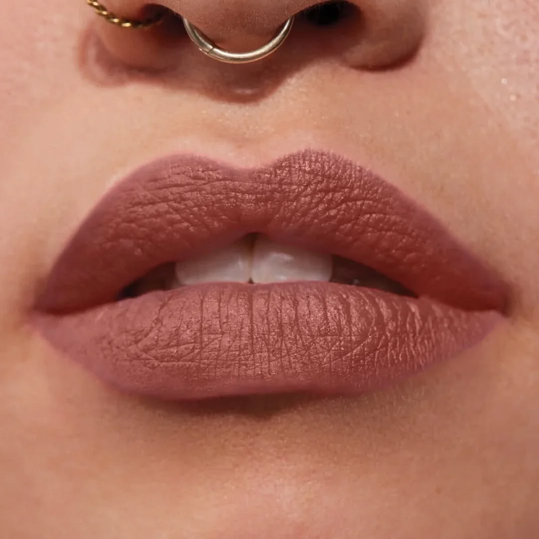 Labial en Barra Mate Power Stay Avon 1.2g