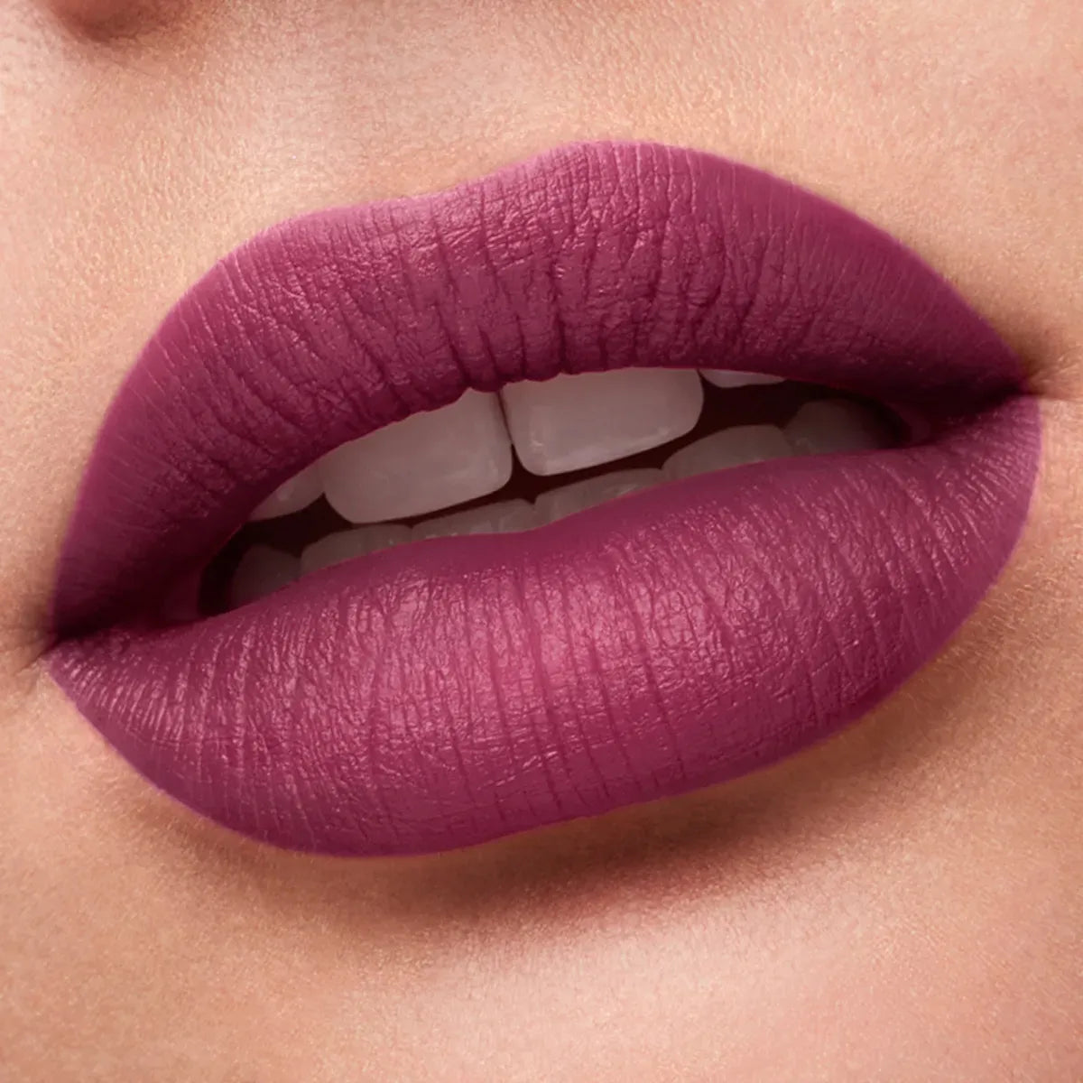 Labial en Barra Supermate Lips Studio Look
